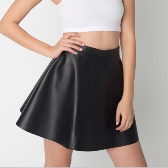 American Apparel Dresses & Skirts - American Apparel genuine leather circle skirt XS